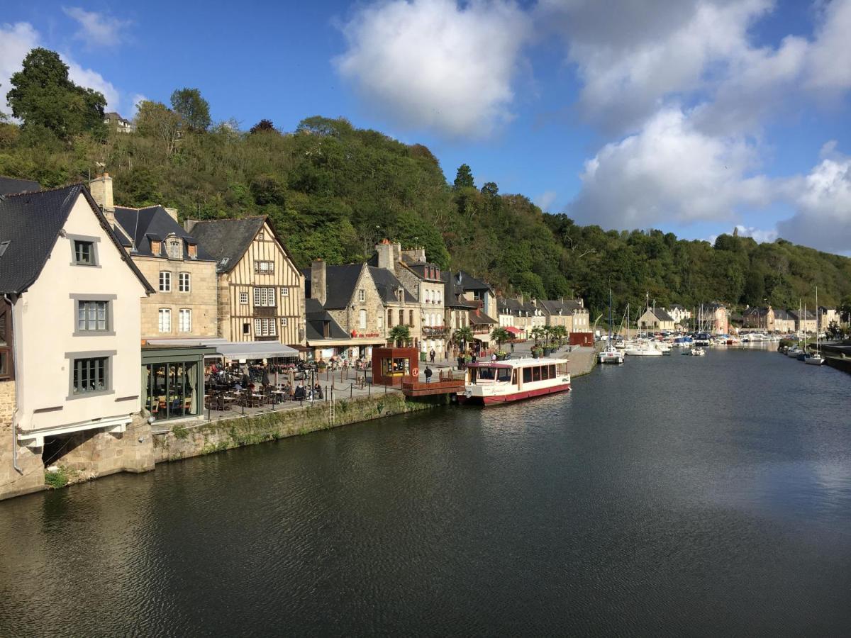 Le Logis De La Cour De Bretagne Au Port De Dinan Lanvallay Esterno foto