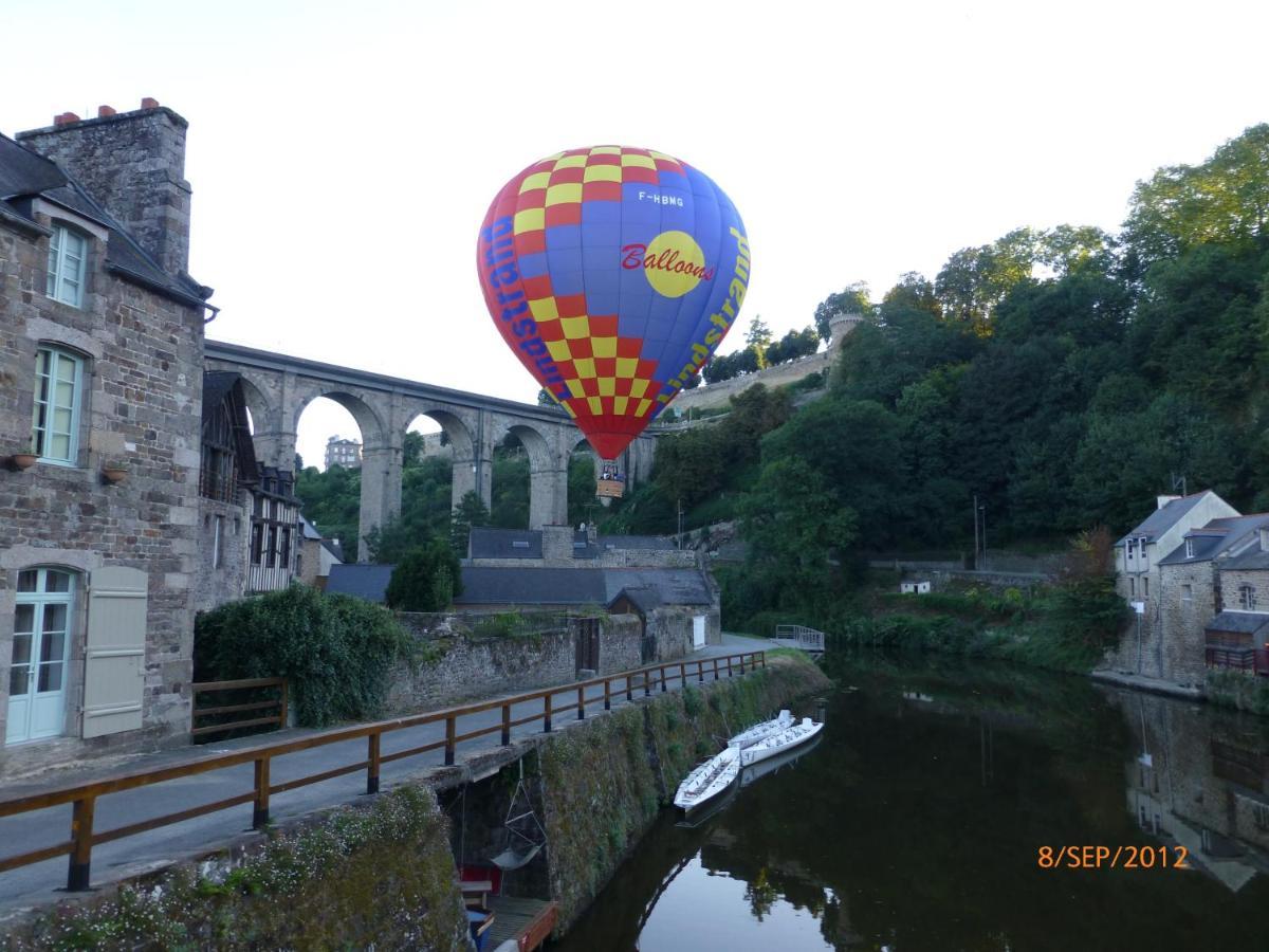 Le Logis De La Cour De Bretagne Au Port De Dinan Lanvallay Esterno foto