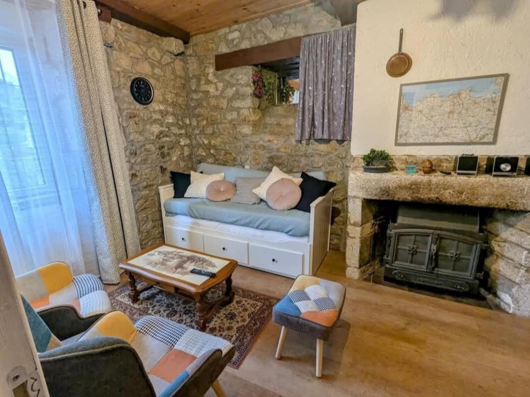 Le Logis De La Cour De Bretagne Au Port De Dinan Lanvallay Esterno foto